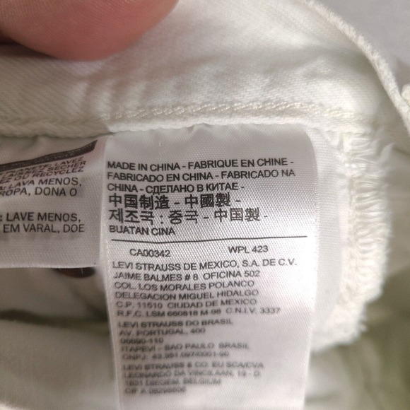 Levi's Shorts Womens Size 27 White Altered 501 Side Zipper Denim Cutoff Frayed - Picture 10 of 16